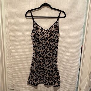 Victoria's Secret Black Velvet Flowers on Nude Mesh Chemise Nightie LG EUC